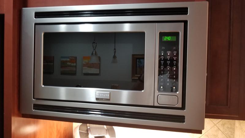 Frigidaire fgmo205kf on sale