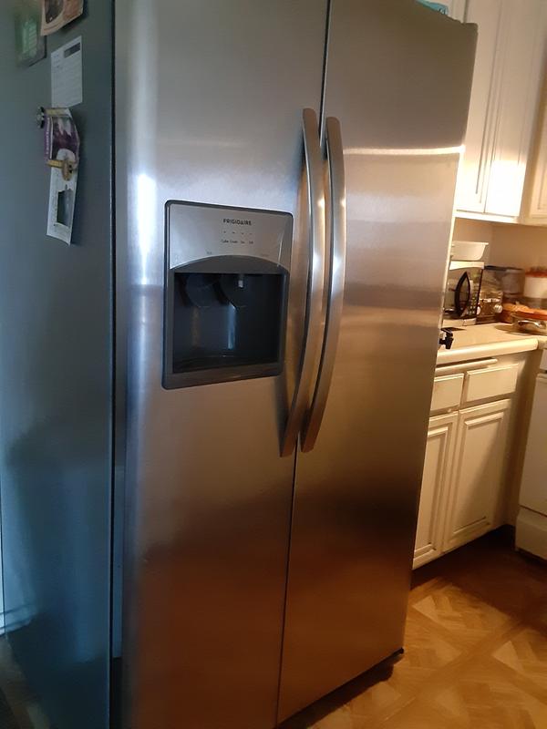 Ffss2615ts Frigidaire 25 5 Cu Ft Side By Side Refrigerator Howard S