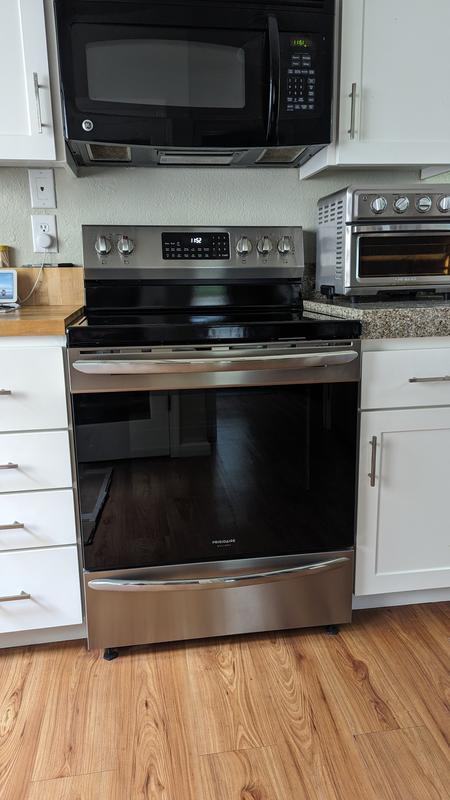 Frigidaire Gallery 30'' Freestanding Electric Range with Air