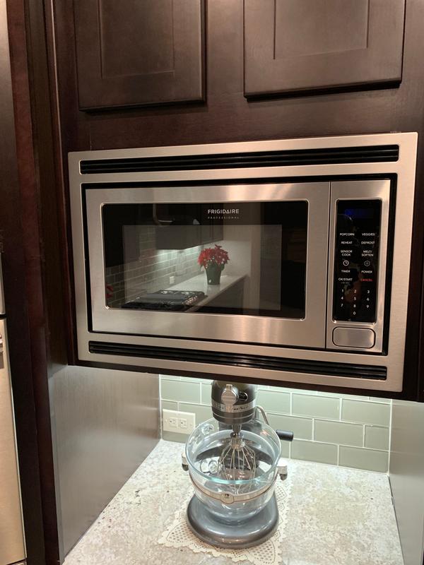 Frigidaire Professional - 2.2 Cu. ft. Built-in Microwave