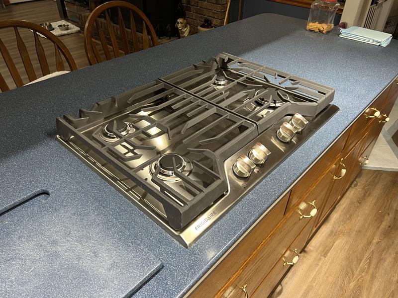 Frigidaire 30 in. Gas Cooktop in Stainless Steel with 4-Burners FCCG3027AS  - The Home Depot