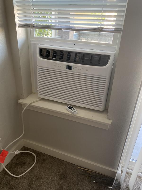 Buy 15,000 BTU 115Volt WindowMounted Median Air Conditioner with