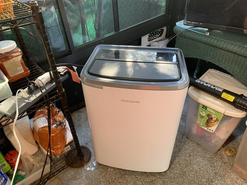 Frigidaire 8000 BTU DOE 115-Volt Vented Large Room Portable Air