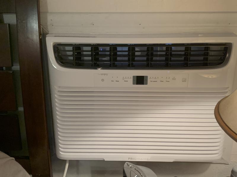 Frigidaire 15000 btu store air conditioner