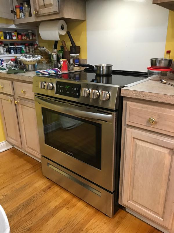 Frigidaire FFEH3054US 30