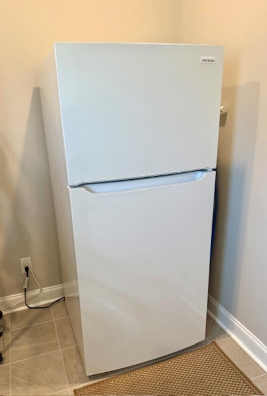 Frigidaire 20 cu. ft. Garage Ready Top Freezer Refrigerator in