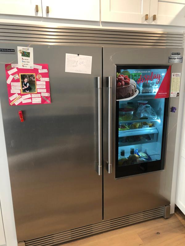 Frigidaire glass shop door refrigerator