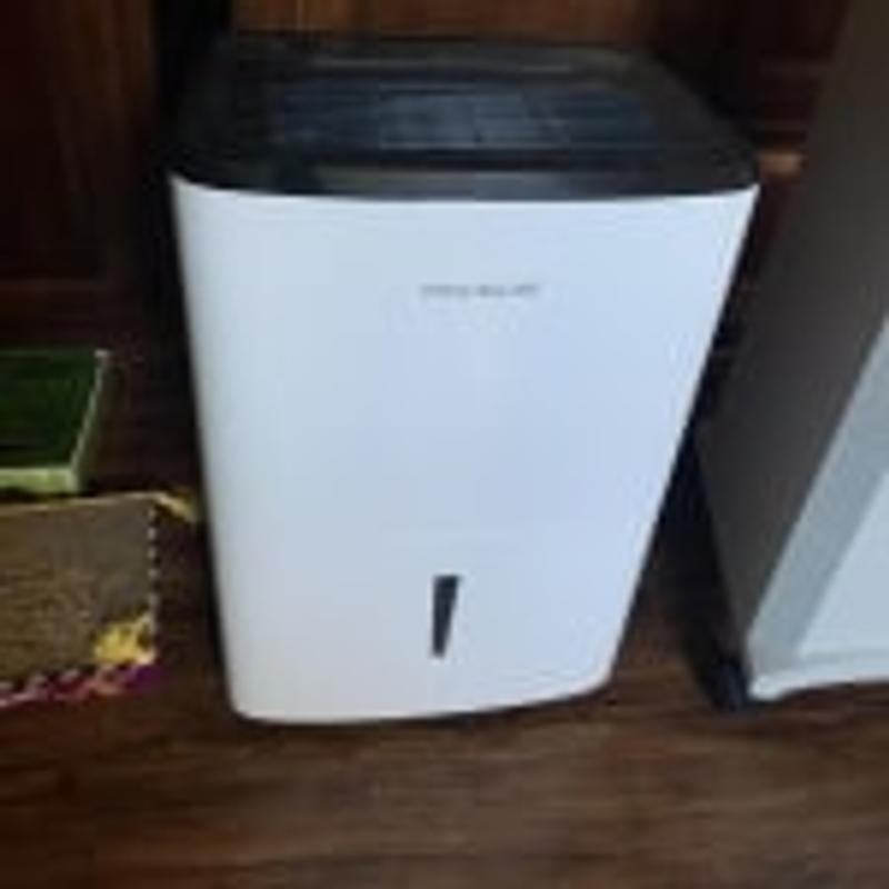 Reviews for Frigidaire High Humidity 50 Pint Capacity Dehumidifier with Built in Pump Pg 3 The Home Depot