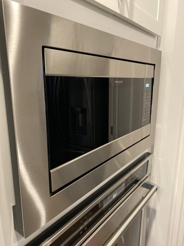 Frigidaire Gallery FGMO226NUF 2.2 cu. ft. Built-In Microwave