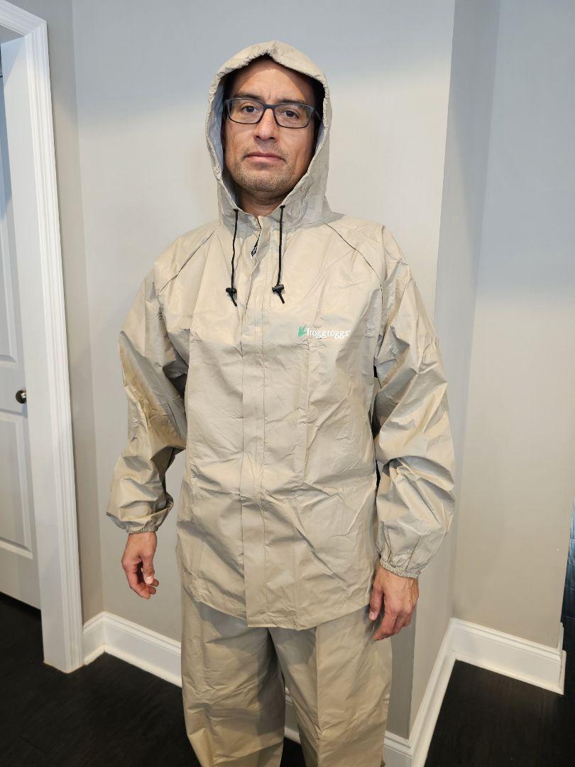 Dick's sporting goods rain suits store