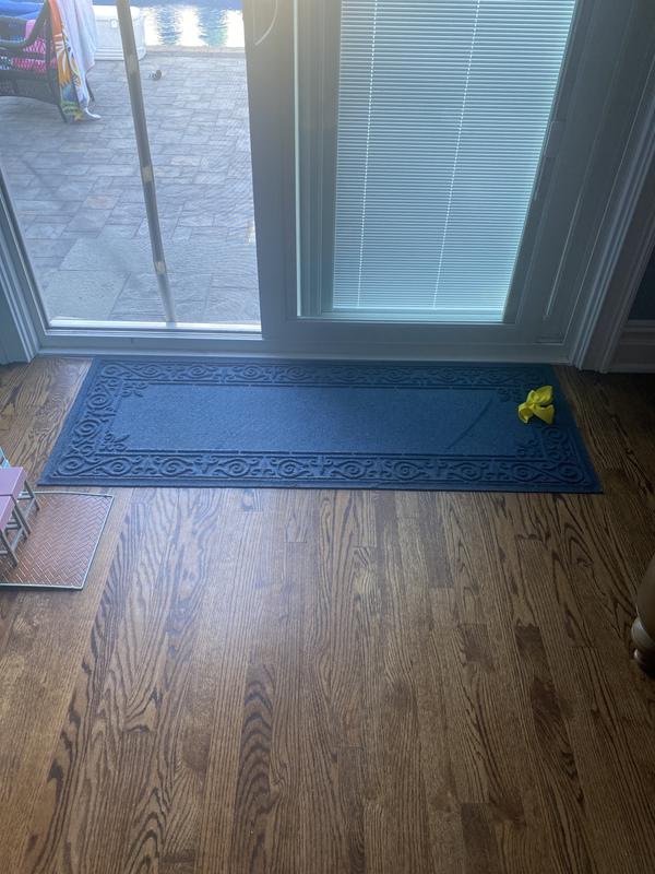 Water & Dirt Shield™ Fleur-de-Lis Door Mat