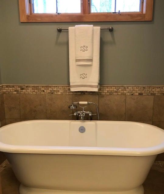 Frontgate Resort Collection™ Ladder Stitch Bath Towels