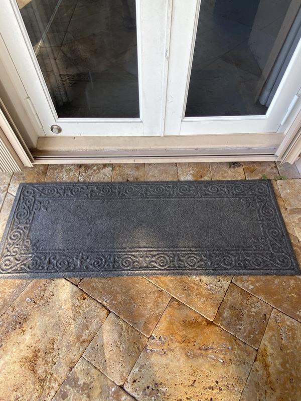 Water & Dirt Shield™ Fleur-de-Lis Door Mat