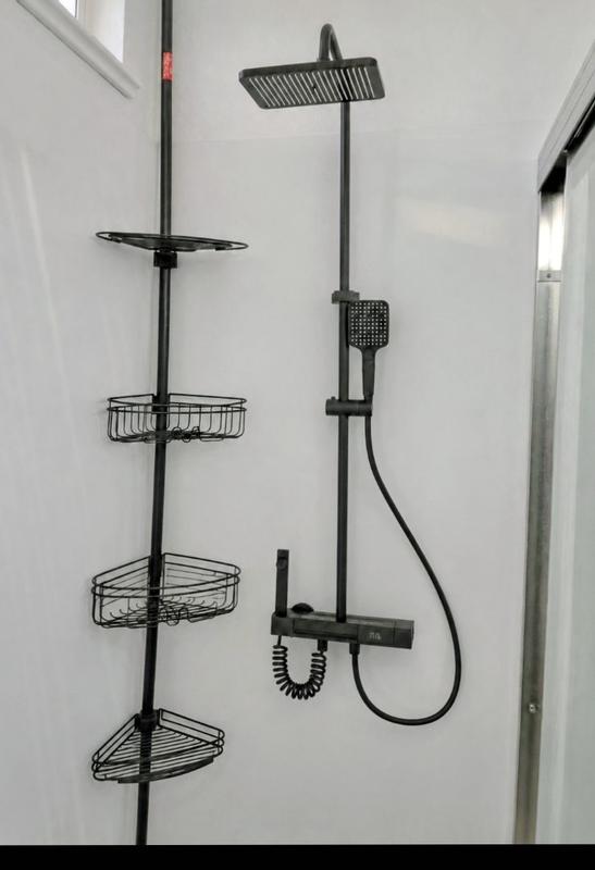 Customer carousel item 6.