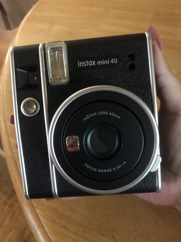 Fujifilm's Instax Mini 40 is a delightfully retro-looking instant camera! -  Yanko Design