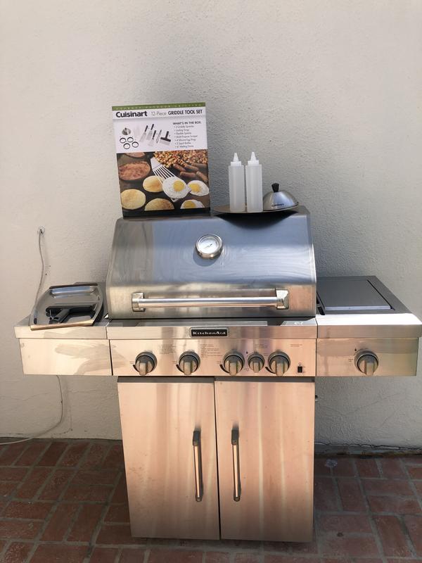Cuisinart 12 pieces set with 2x Squirt bottles