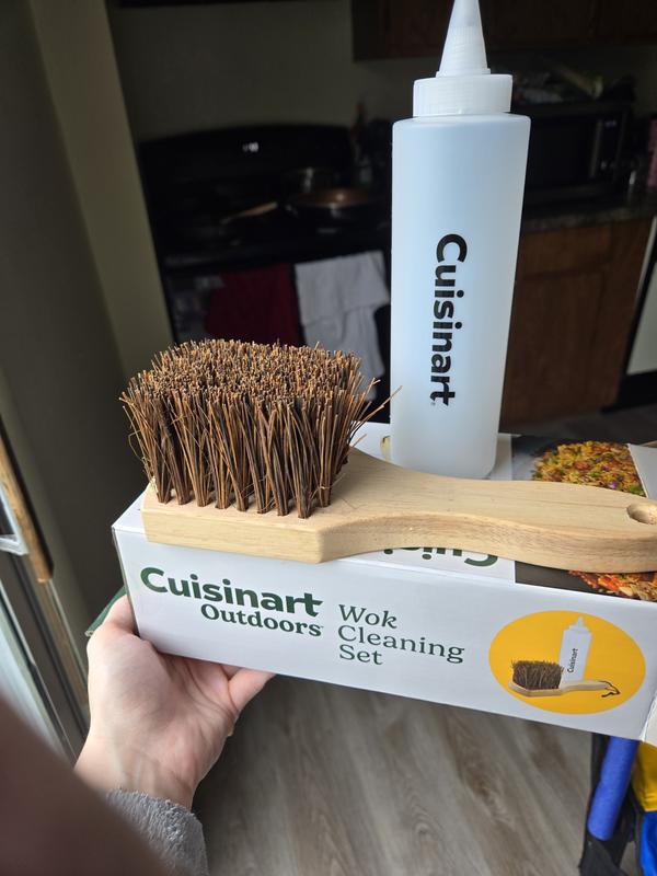 Cleaning set prior to use fresh out of the box.