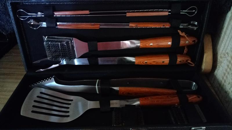 Cuisinart Premium 10-Piece Stainless Steel Grill BBQ Tool Set + Reviews