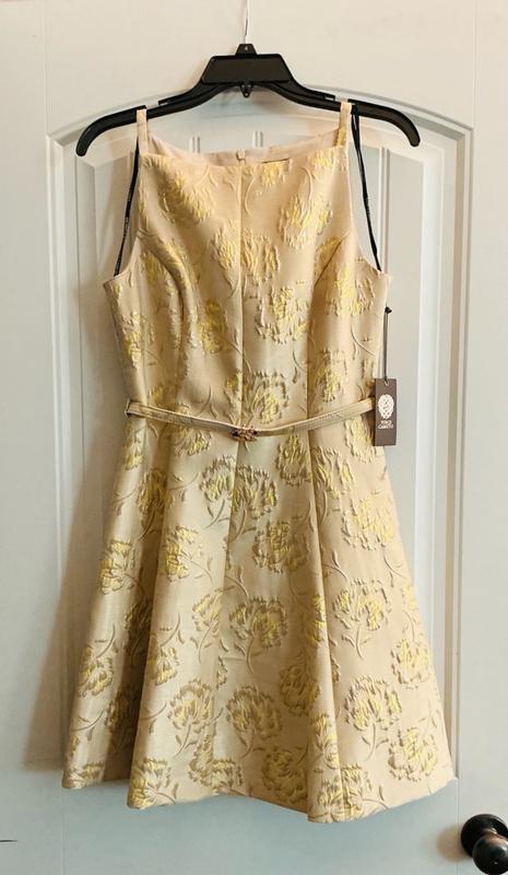 Customer carousel item 3.