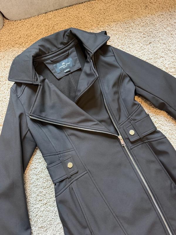 Customer photo for "Very nice rain coat"