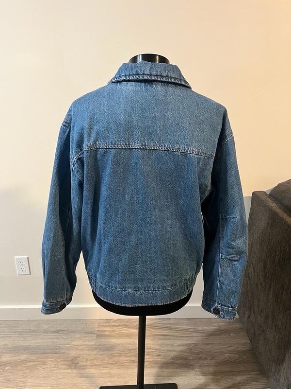 Review Thumbnail Image 4 383512831