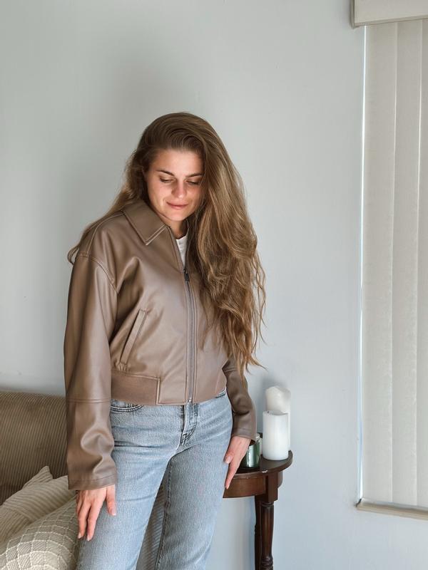 Review Thumbnail Image 0 379992273