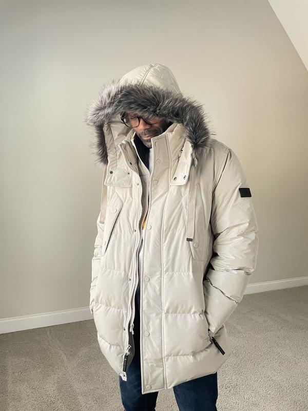 Parka coats hotsell with fur hoods