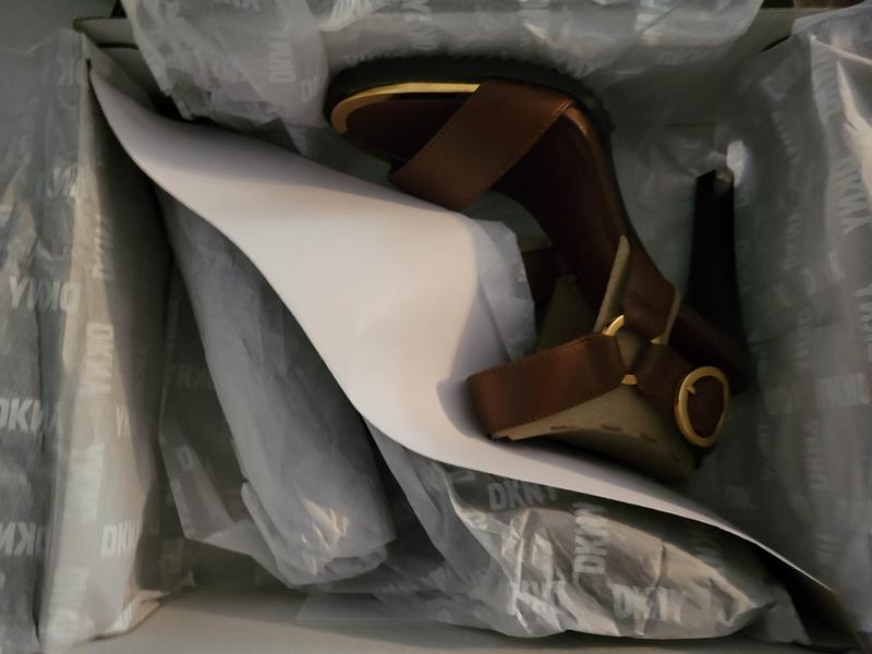 Customer photo for "Very Stylish Sandal"