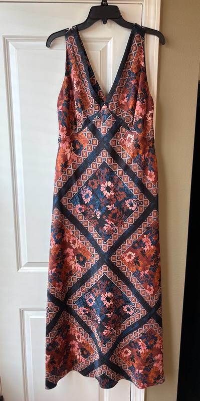 Customer photo for "Gorgeous well fitting dress"