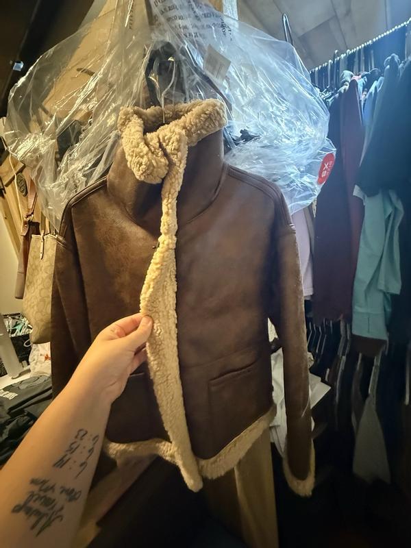 Customer carousel item 3.