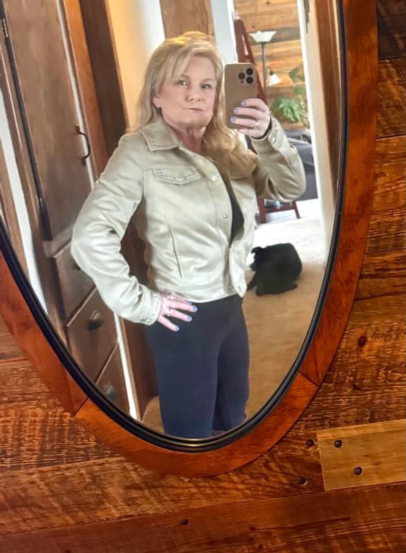 Review Thumbnail Image 0 381091535