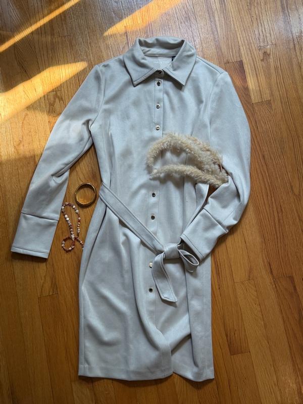 Customer photo for "Great statement piece for the fall season!"