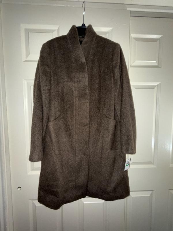 Customer photo for "Beautiful winter coat"