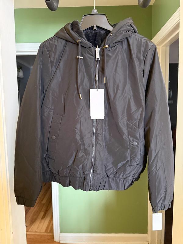 Review Thumbnail Image 2 377824338