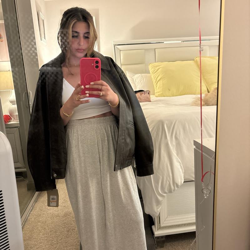 Review Thumbnail Image 0 380468481