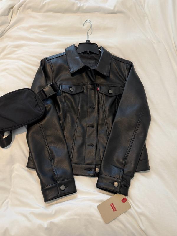 Customer carousel item 7.