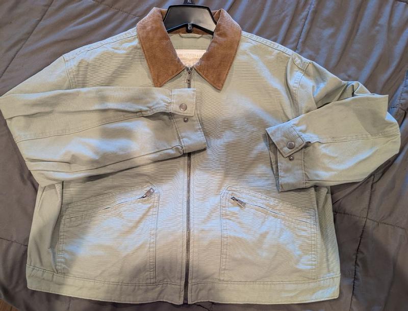 Customer carousel item 13.