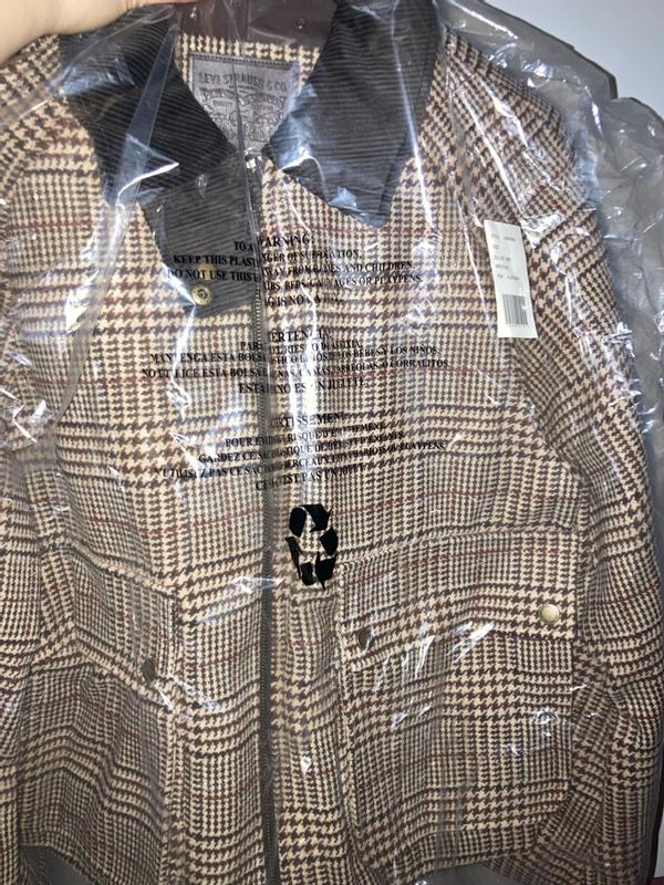 Customer carousel item 12.
