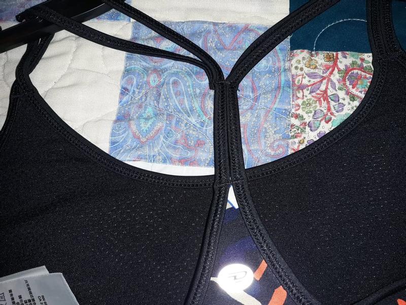 Great support and criss cross back.