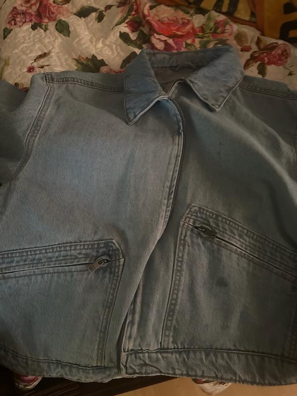 Customer carousel item 10.