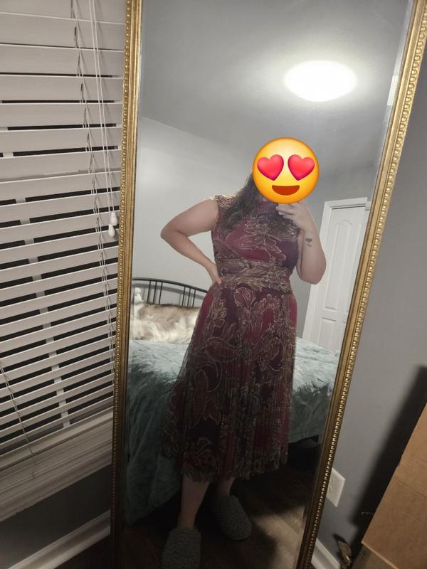 Customer photo for "Very flattering!!"