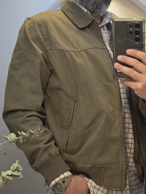 Customer carousel item 12.