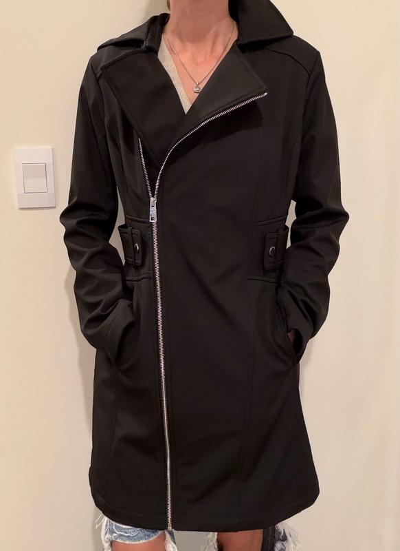 Customer photo for "Very nice rain coat"