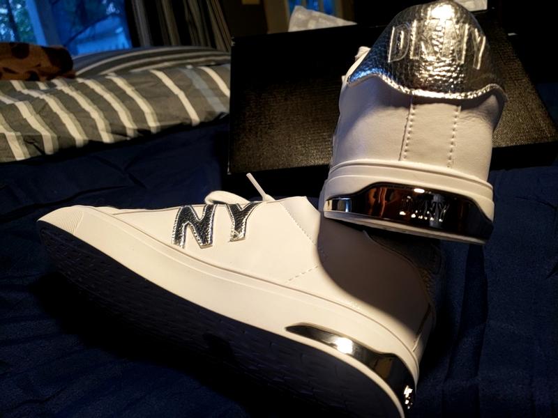 Its all in the DKNY details!