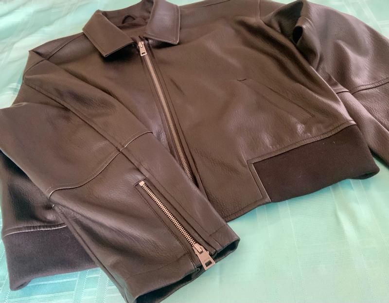 Review Thumbnail Image 1 380463935