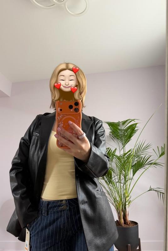 Customer photo for "Such a great blazer!"
