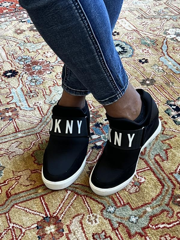 Dkny cosmos platform sneakers red deals