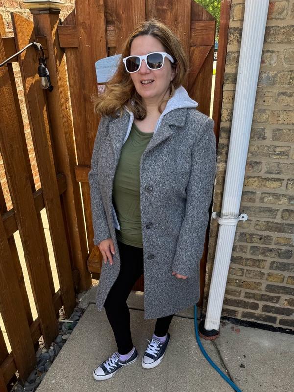 Customer photo for "Durable and warm with a sporty look to this classic coat"