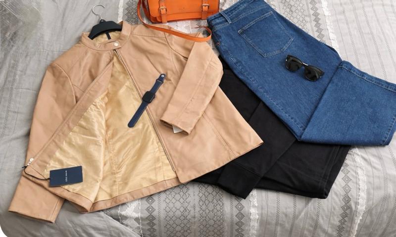 Customer carousel item 15.