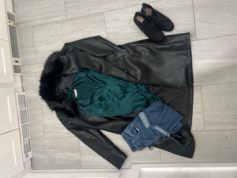 Customer photo for "Long and warm for cooler nights. Detachable fur neckline!"